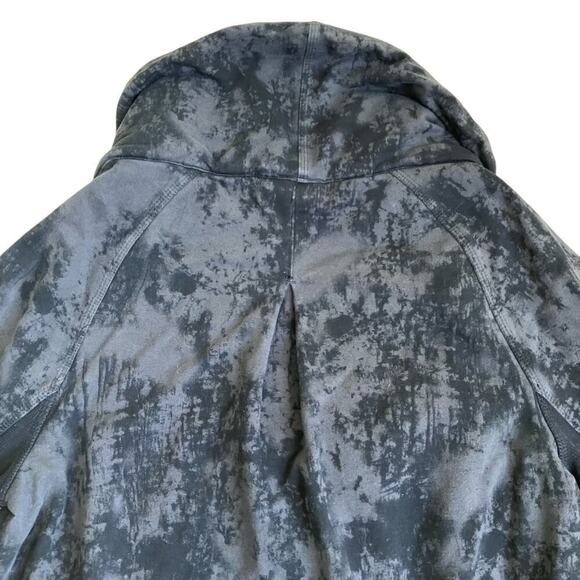 Lululemon Sz 12 To Class Jacket in Sea Bed Black Deep Coal Black Light Flaw - Picture 13 of 16